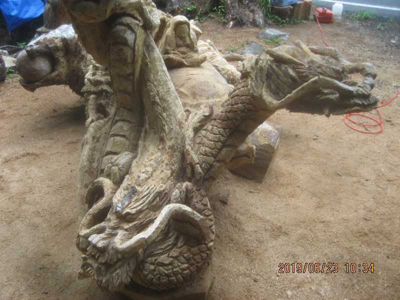 チェーンソーアート製作販売、もみじ苗木の生産販売の原山もみじ家